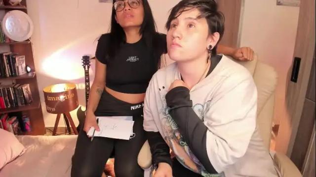 Image 3 of musicayluna Stream on Chaturbate on 1 month ago