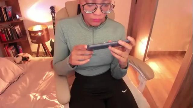 Image 8 of musicayluna Stream on Chaturbate on 1 month ago