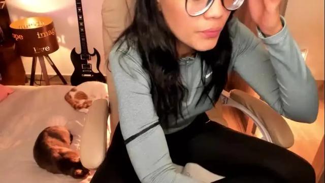 Image 11 of musicayluna Stream on Chaturbate on 26 days ago