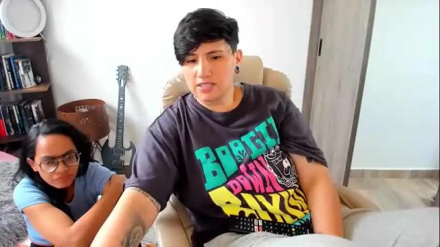 Image 3 of musicayluna Stream on Chaturbate on 17 days ago