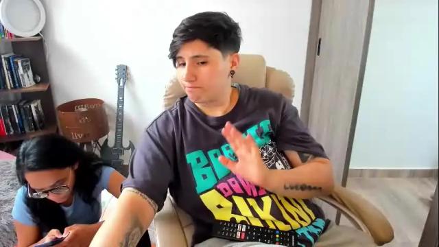 Image 4 of musicayluna Stream on Chaturbate on 17 days ago