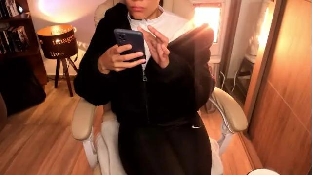 Image 6 of musicayluna Stream on Chaturbate on 15 days ago
