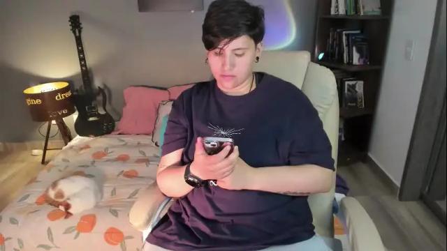 Image 10 of musicayluna Stream on Chaturbate on 8 days ago