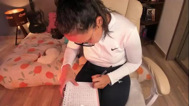 Image 8 of musicayluna Stream on Chaturbate on 6 days ago