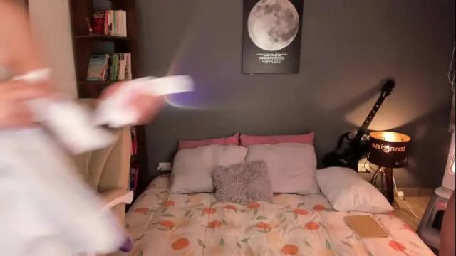 Image 12 of musicayluna Stream on Chaturbate on 5 days ago