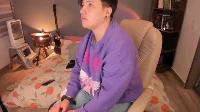 Image 11 of musicayluna Stream on Chaturbate on 2 months ago
