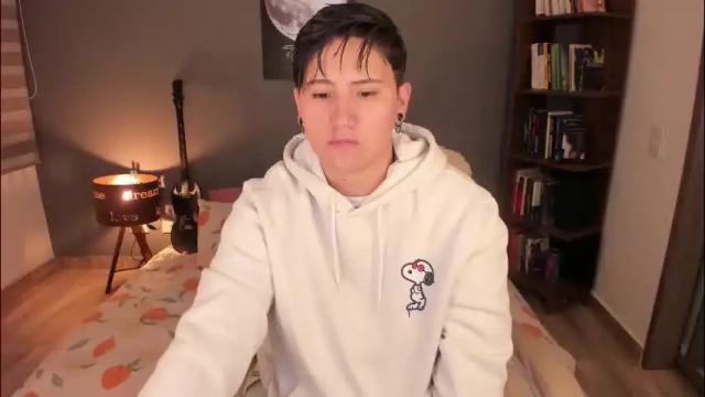 Image 2 of musicayluna Stream on Chaturbate on 2 months ago