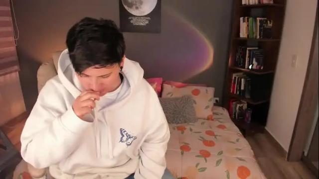 Image 11 of musicayluna Stream on Chaturbate on 2 months ago