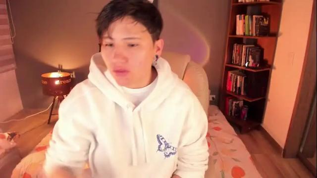 Image 6 of musicayluna Stream on Chaturbate on 2 months ago