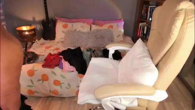 Image 8 of musicayluna Stream on Chaturbate on 1 month ago