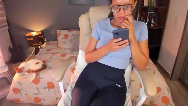 Image 7 of musicayluna Stream on Chaturbate on 1 month ago