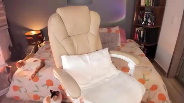 Image 8 of musicayluna Stream on Chaturbate on 1 month ago