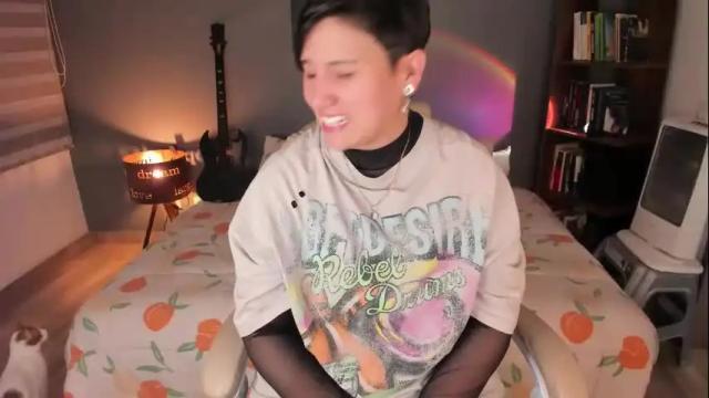 Image 2 of musicayluna Stream on Chaturbate on 1 month ago