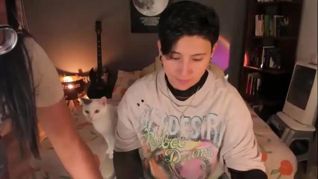 Image 8 of musicayluna Stream on Chaturbate on 1 month ago