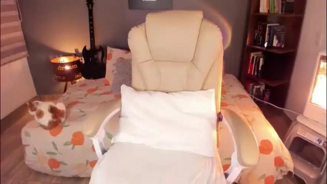 Image 2 of musicayluna Stream on Chaturbate on 1 month ago