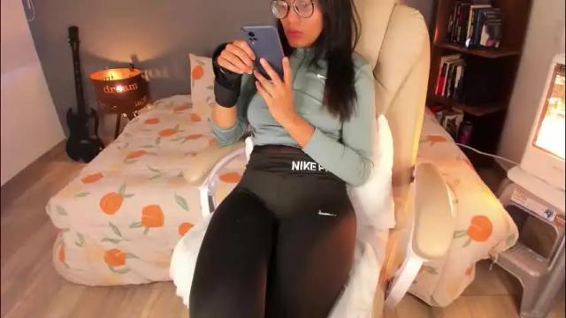 Image 6 of musicayluna Stream on Chaturbate on 1 month ago