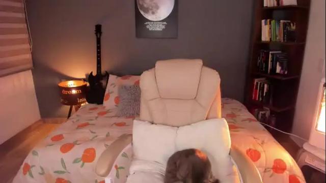 Image 6 of musicayluna Stream on Chaturbate on 1 month ago