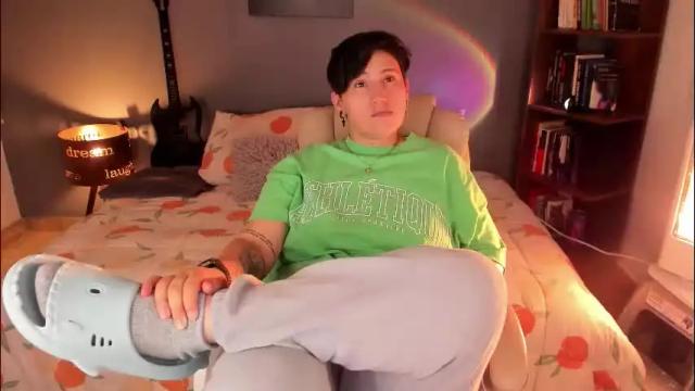 Image 8 of musicayluna Stream on Chaturbate on 1 month ago