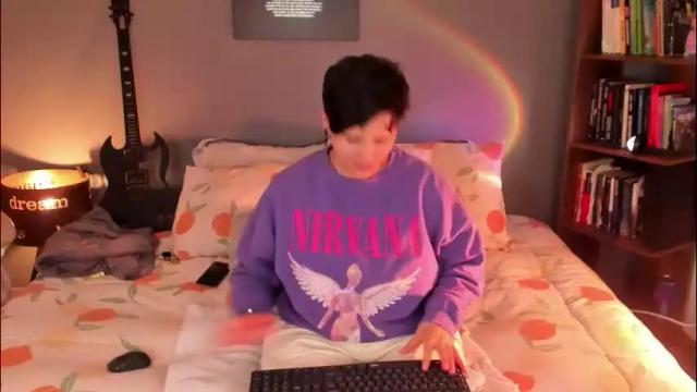 Image 11 of musicayluna Stream on Chaturbate on 1 month ago