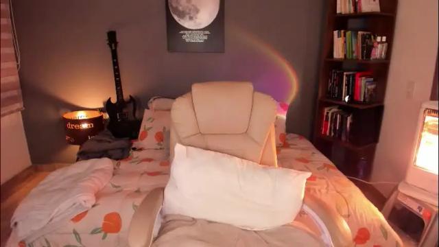 Image 8 of musicayluna Stream on Chaturbate on 1 month ago