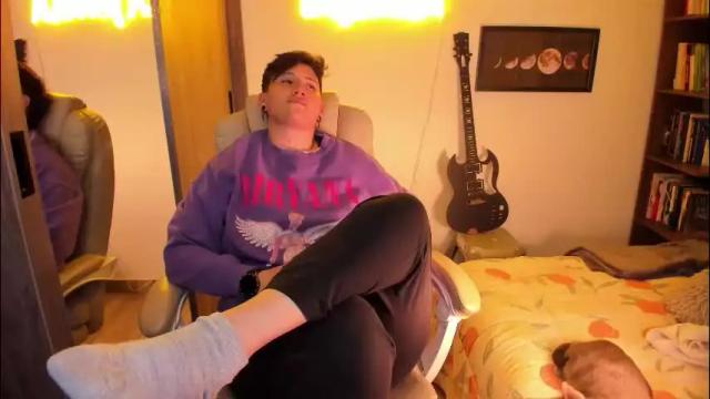 Image 2 of musicayluna Stream on Chaturbate on 2 days ago