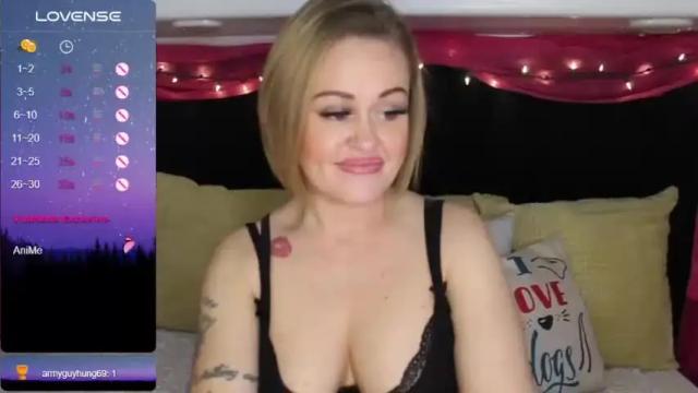 Image 7 of musthavemadison Stream on Chaturbate on 15 months ago
