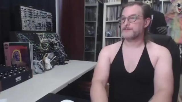 Image 11 of muziknerd Stream on Chaturbate on 22 months ago