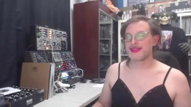 Thumbnail 2, muziknerd's Stream at Chaturbate, 21 months ago
