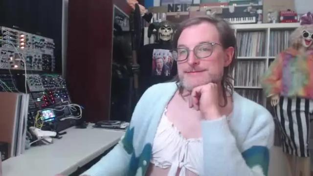 Thumbnail 1, muziknerd's Stream at Chaturbate, 20 months ago
