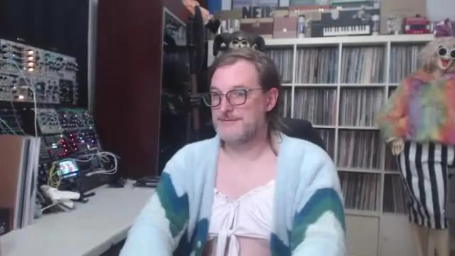 Image 6 of muziknerd Stream on Chaturbate on 20 months ago