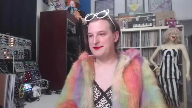 Thumbnail 3, muziknerd's Stream at Chaturbate, 20 months ago
