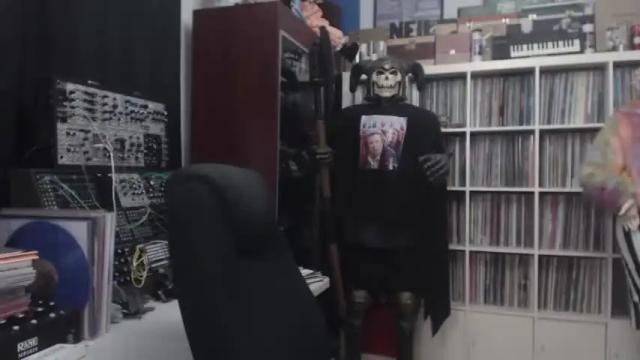 Image 3 of muziknerd Stream on Chaturbate on 20 months ago