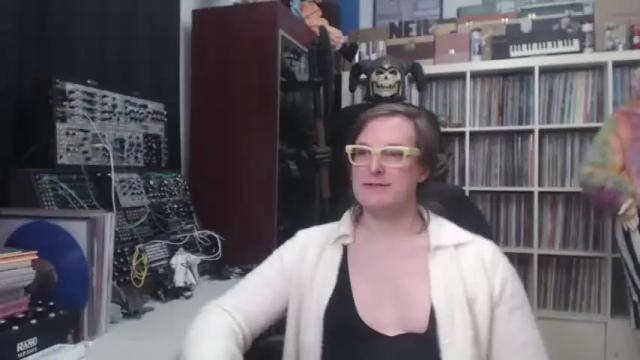 Image 8 of muziknerd Stream on Chaturbate on 20 months ago