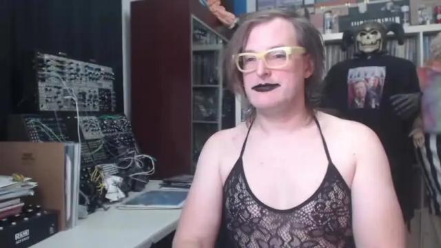 Thumbnail 2, muziknerd's Stream at Chaturbate, 19 months ago