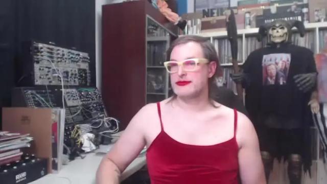 Image 10 of muziknerd Stream on Chaturbate on 19 months ago