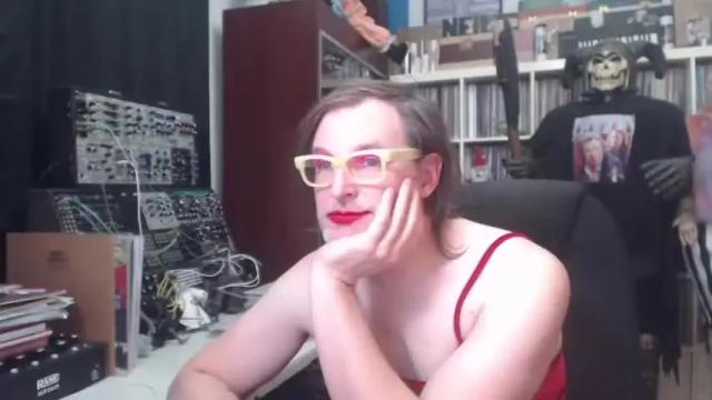 Image 8 of muziknerd Stream on Chaturbate on 19 months ago