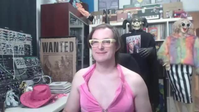 Image 10 of muziknerd Stream on Chaturbate on 15 months ago