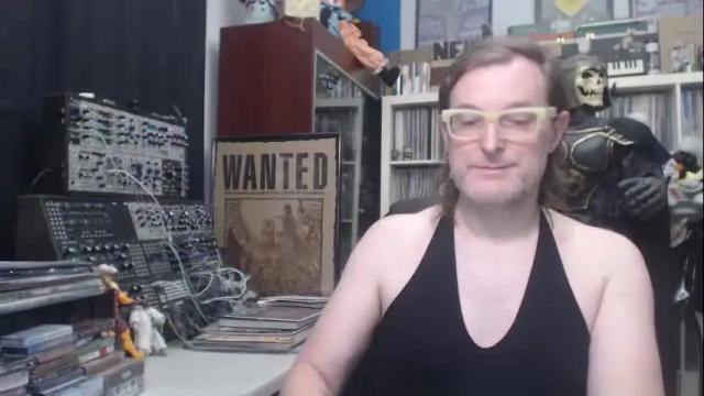 Image 2 of muziknerd Stream on Chaturbate on 3 months ago