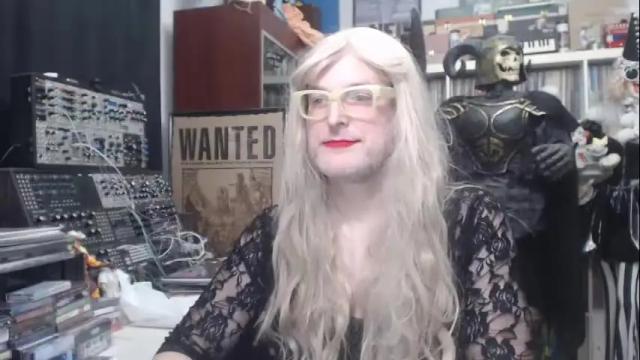 Image 8 of muziknerd Stream on Chaturbate on 3 months ago