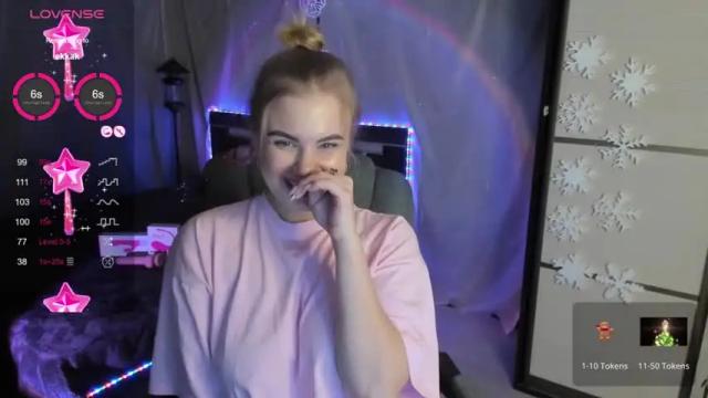 Image 12 of my_cute_girl Stream on Chaturbate on 18 months ago