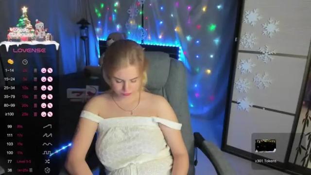 Image 3 of my_cute_girl Stream on Chaturbate on 17 months ago
