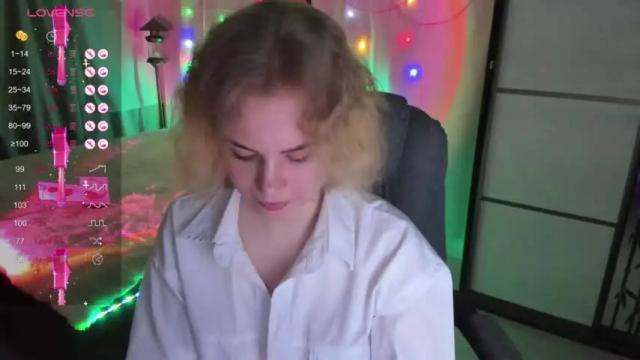 Image 2 of my_cute_girl Stream on Chaturbate on 14 months ago