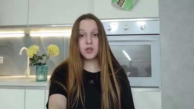 Image 6 of my_kristi Stream on Chaturbate on 19 months ago