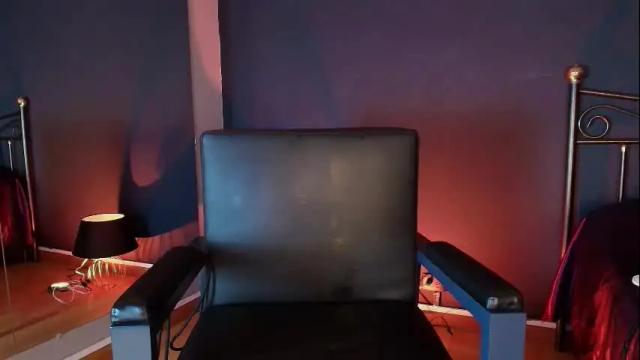 Image 8 of my_maite Stream on Chaturbate on 23 days ago