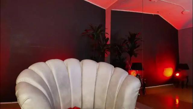 Image 8 of my_maite Stream on Chaturbate on 1 month ago