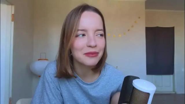 Image 4 of my_mia_ Stream on Chaturbate on 1 month ago