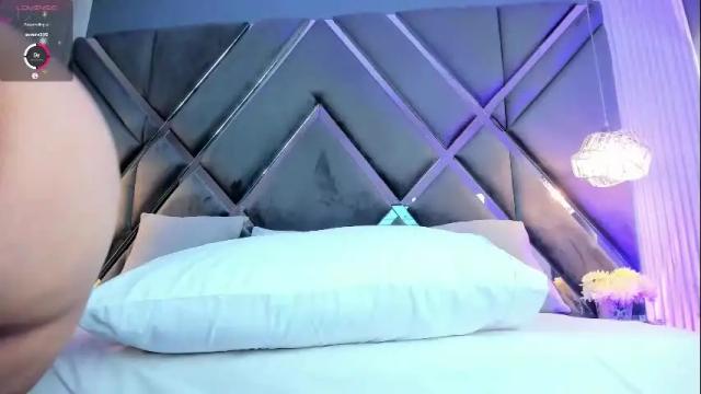 Image 11 of mya_evans Stream on Chaturbate on 6 days ago