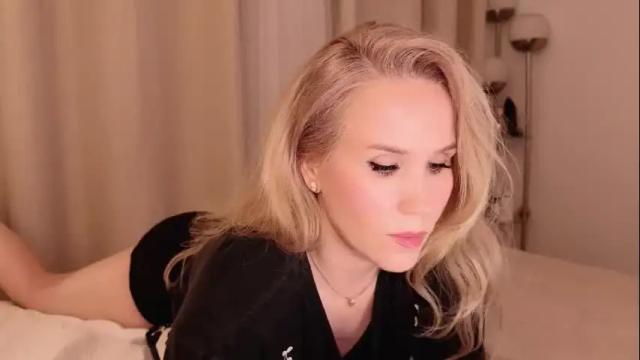 Image 3 of myassistant Stream on Chaturbate on 19 days ago