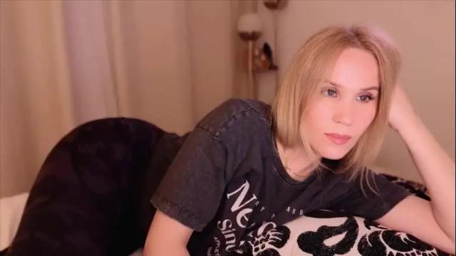 Image 2 of myassistant Stream on Chaturbate on 15 days ago