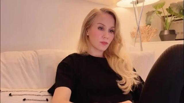 Image 3 of myassistant Stream on Chaturbate on 2 months ago